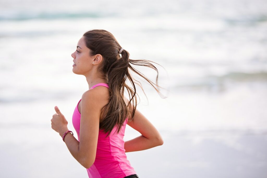 Czy bieganie pomoże w spalaniu tkanki tłuszczowej?